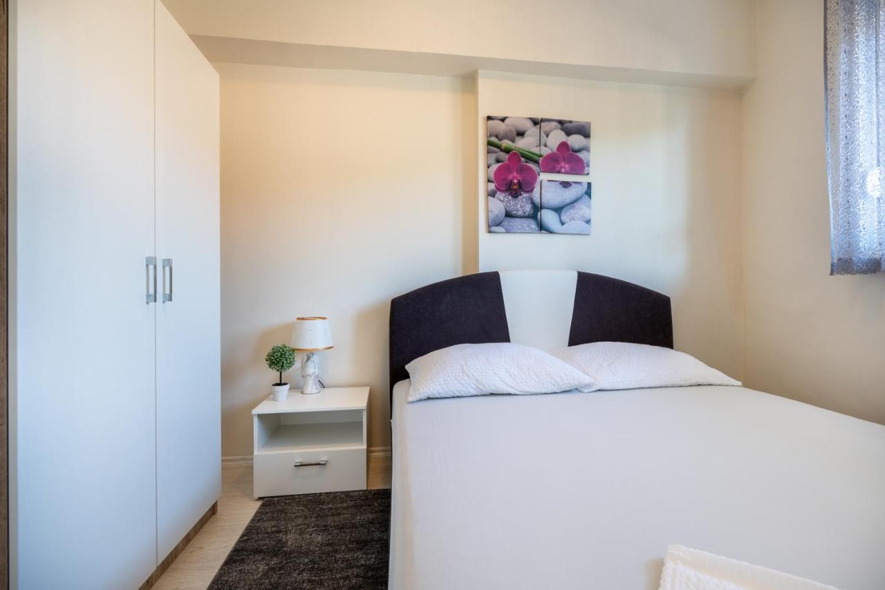Apartments Nico نيوم المظهر الخارجي الصورة