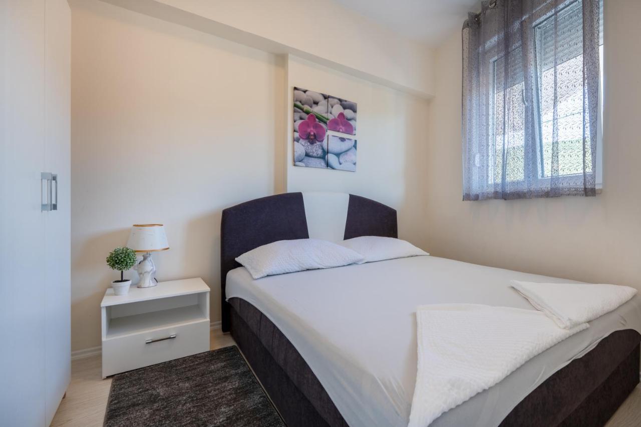 Apartments Nico نيوم المظهر الخارجي الصورة