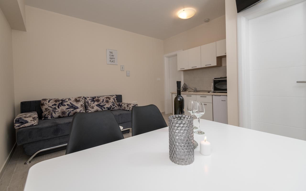 Apartments Nico نيوم المظهر الخارجي الصورة