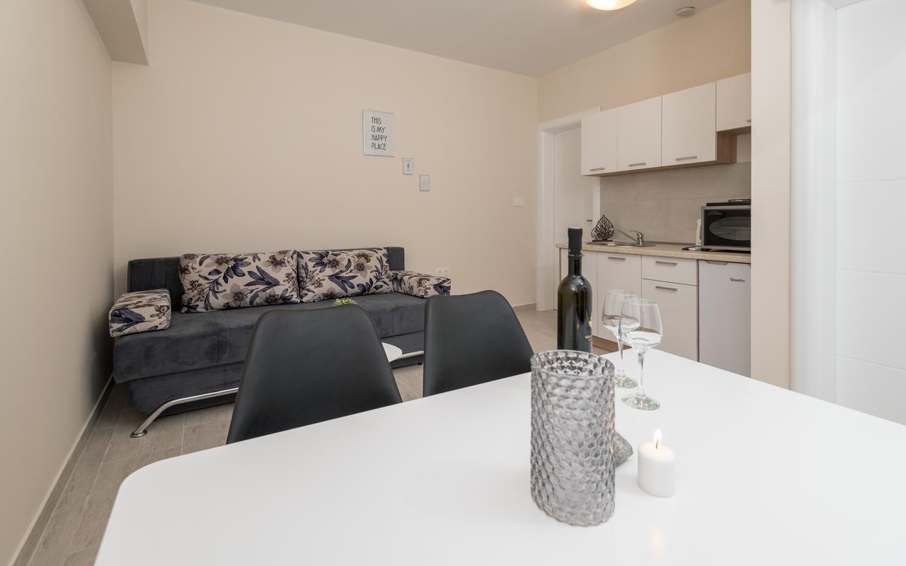 Apartments Nico نيوم المظهر الخارجي الصورة