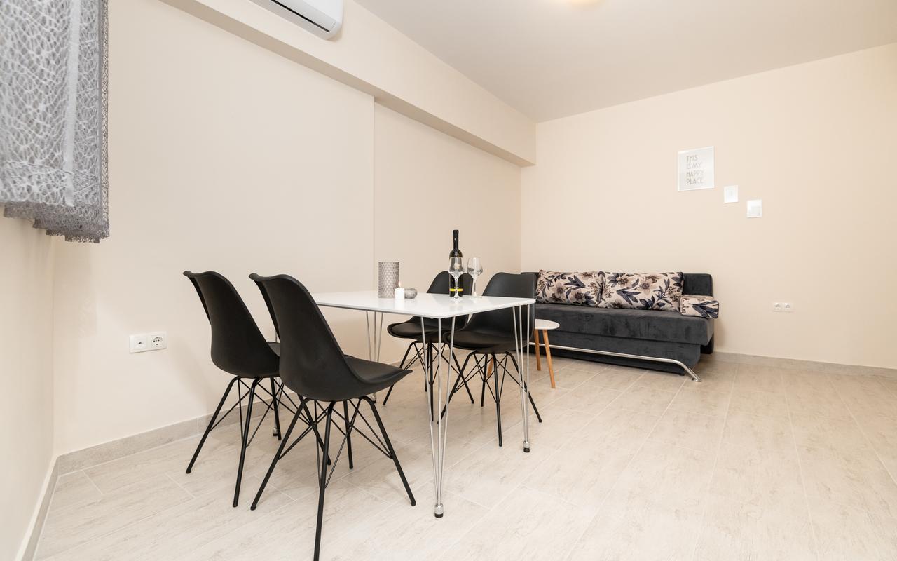Apartments Nico نيوم المظهر الخارجي الصورة